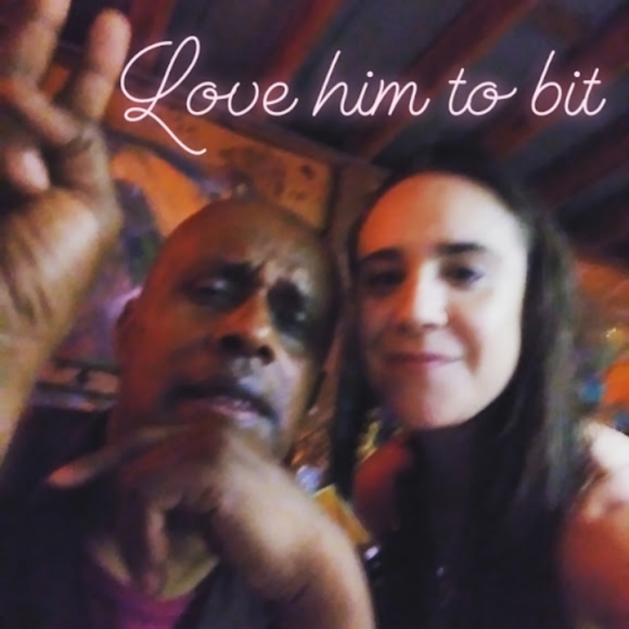 Meet your Posher, Christina - Picture 4 of 4